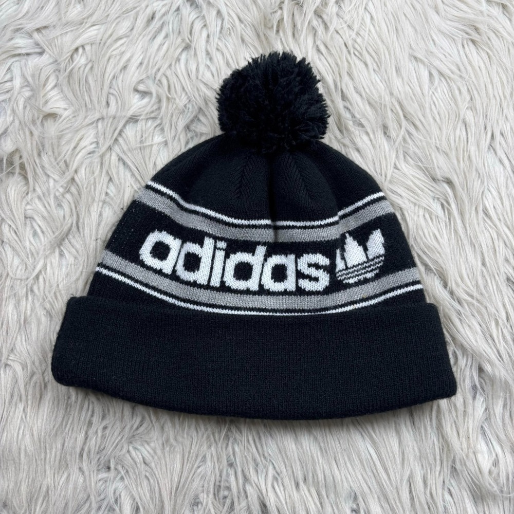 Adidas Men's OS Black Gray Spell Out Beanie Bauble Knit Street Athleisure